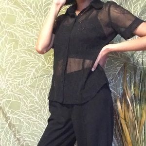 SOLD 🌚VINTAGE SHEER BLACK BUTTON UP🌚